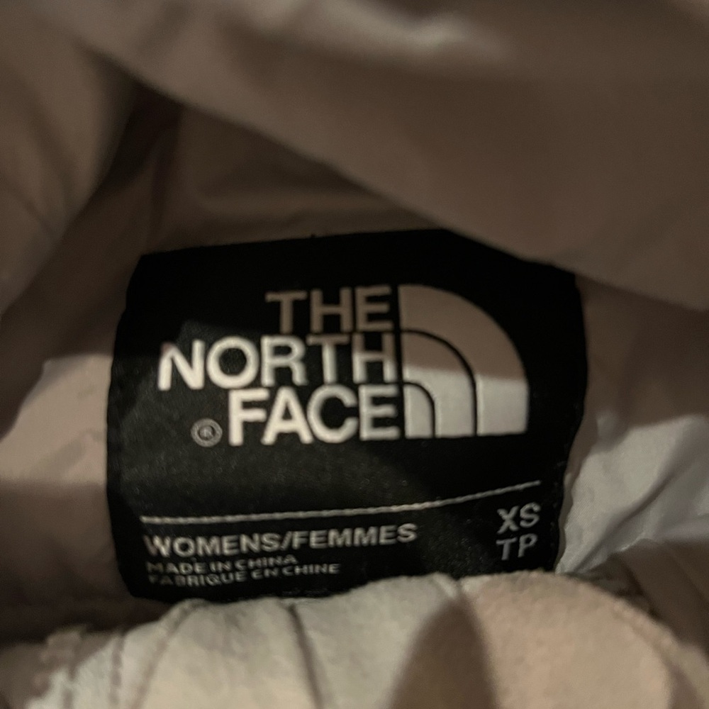 Women’s The North Face Jacket - Picture 2 of 2